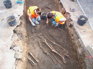 Archeologick prce pi vstavb novho horkovodu v Blin