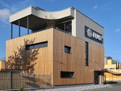 Kancelářské centrum FENIX v Jeseníku, realizované ve standardech roku 2020, už slouží firmě i výzkumu