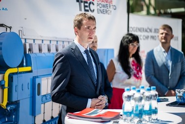 Obr. Luk Vlek, ministr prmyslu a obchodu