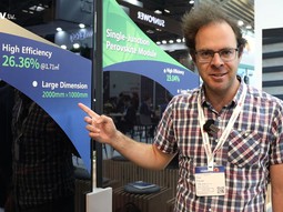 Perovskity s vyšší účinností, zadní kontakty nebo re-use solárních panelů? Novinky z veletrhu Intersolar 2025