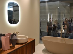 Cersaie 2025: Itálie stále udává tón koupelnovému designu